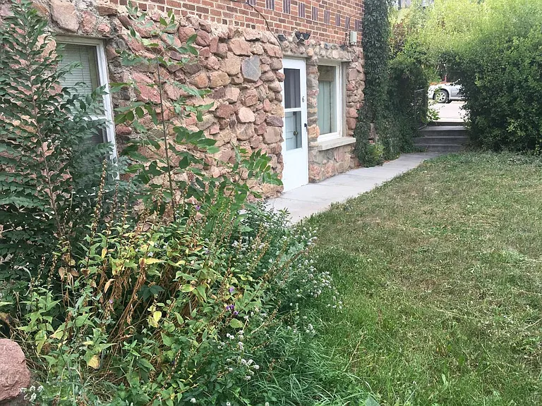 505 Arapahoe St #6 — Photo 9
