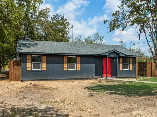 1509 E 1st North St, Kaufman, TX 75142