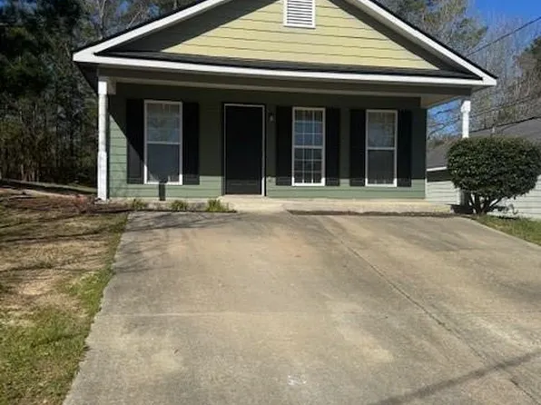 903 11th Ct, Phenix City, AL 36867