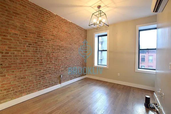 Rented by null | media 15