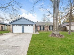 5343 Abercreek Ave, Friendswood, TX 77546
