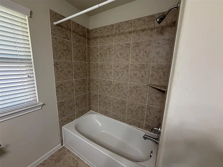 8630 Brookdale Park Ln — Photo 23