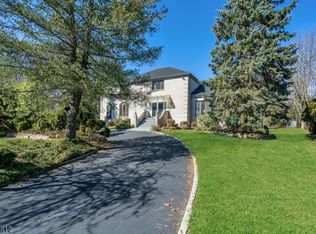 21 Fawn Dr, Montville, NJ