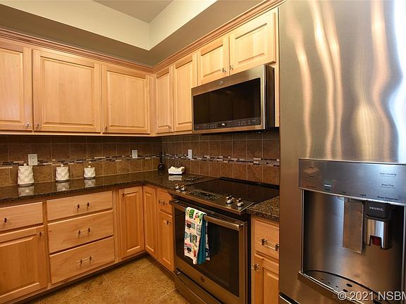 3rd image of 5300 S Atlantic Ave APT 20505