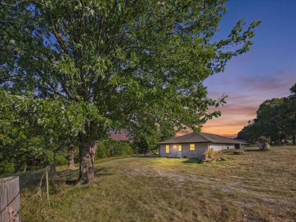 1300 Long Branch Road, Mack's Creek, MO 65786