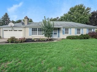 2869 Northville Dr NE, Grand Rapids, MI 49525