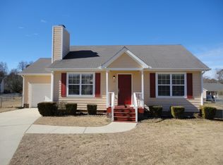 725 Papsworth Ct, Fuquay Varina, NC 27526