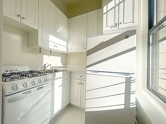 4th image of 1100 Madison Ave APT 9C
