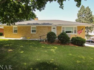 1301 Welling St, Bloomington, IL 61701
