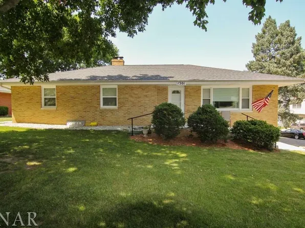 1301 Welling St, Bloomington, IL 61701