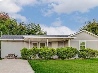 907 Whitaker Ave, Pasadena, TX 77506