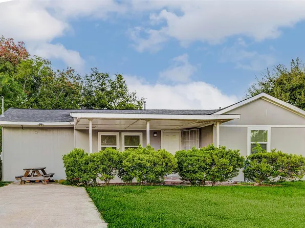 907 Whitaker Ave, Pasadena, TX 77506