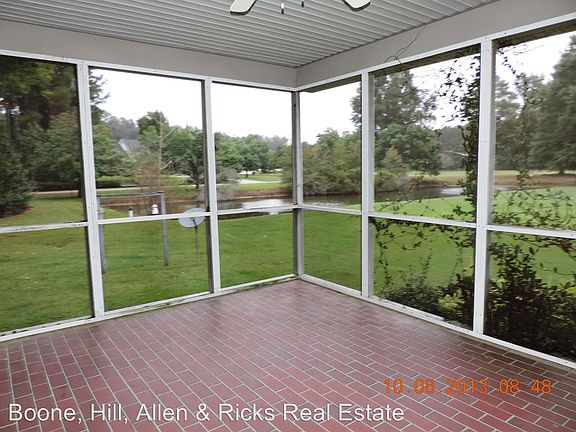 5th image of 2543 Forest Dr