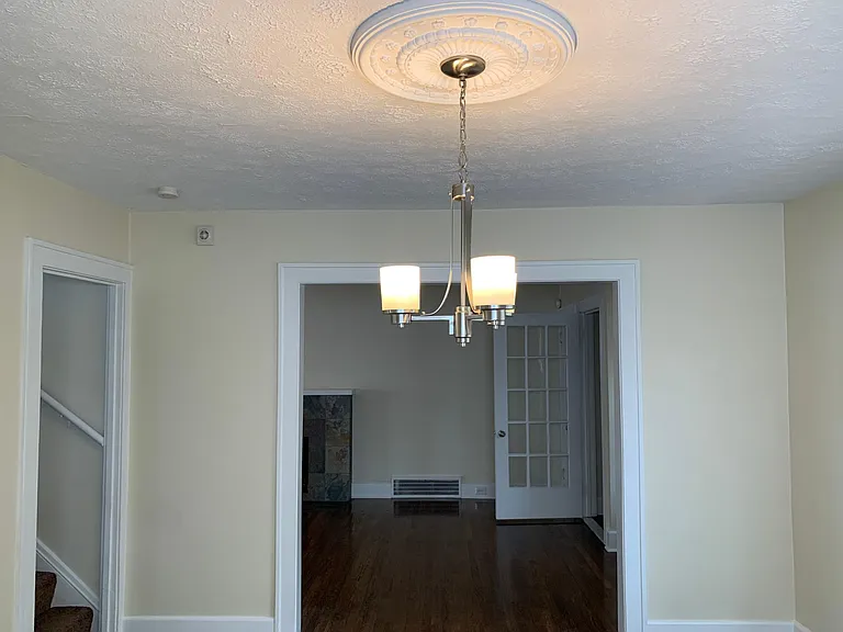 2228 S Taylor Rd — Photo 18