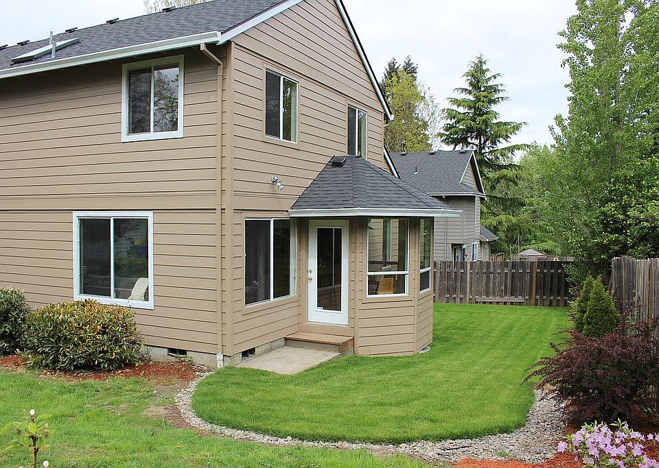 2nd image of 10822 SW 57th Pl