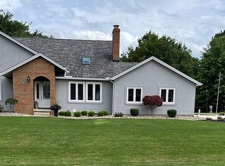 2067 Timber Way Dr, Cortland, OH