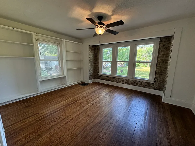 440 Ingalton Ave #1 — Photo 3