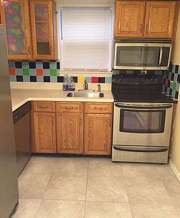 5th image of 125 N Washington Ave APT 18