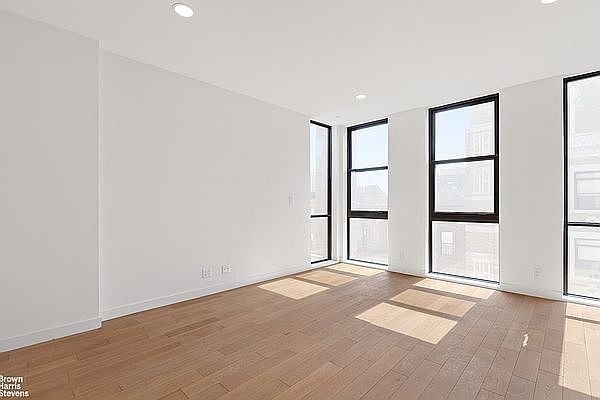 1st image of 57 E 130th St #3