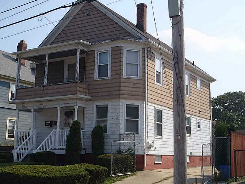 1st image of 212 Greenwood St