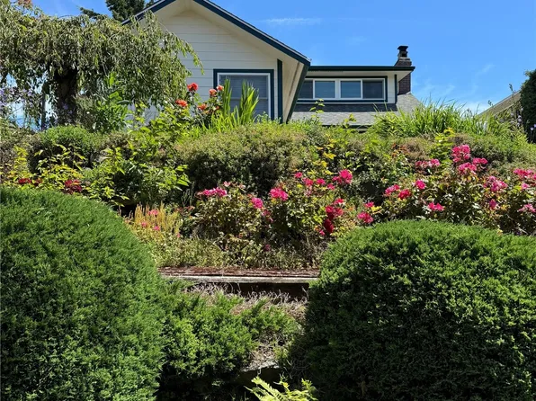 2518 28th Avenue W, Seattle, WA 98199