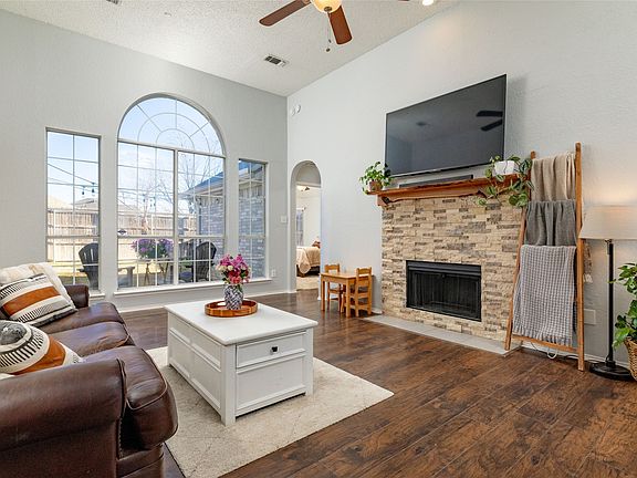 5th image of 4809 Rincon Way