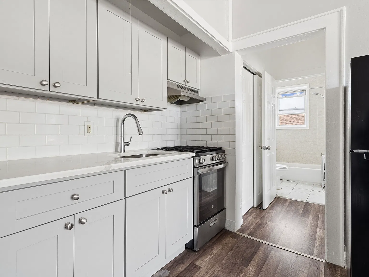 159 Jacoby St — Photo 2