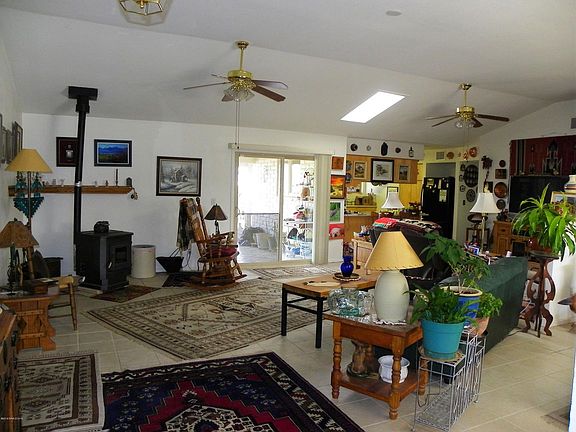 4th image of 3813 Saint Andrews Dr