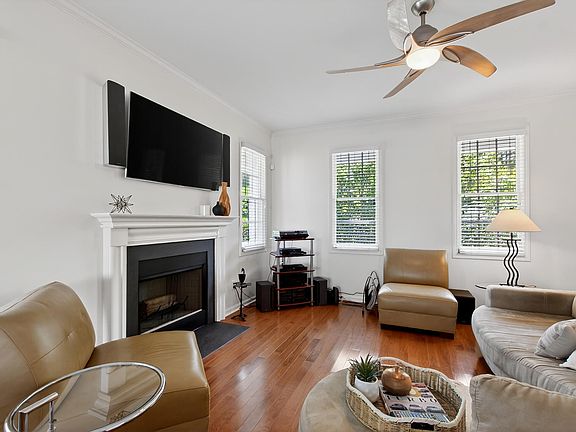 2nd image of 107 Chancellors Ridge Dr