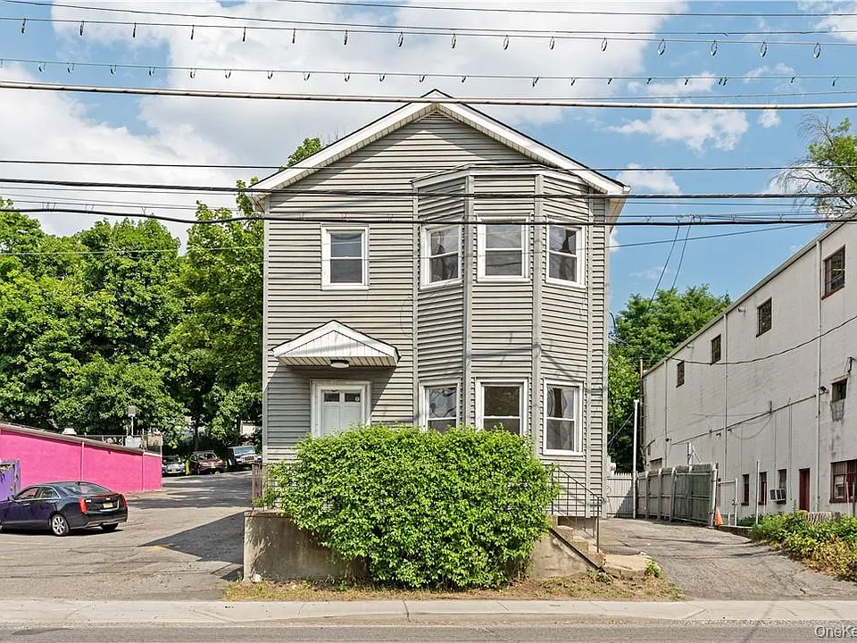 204 Saw Mill River Rd
