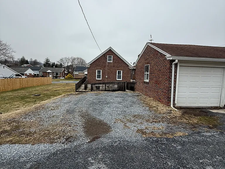 1616 Fayette Ave — Photo 21