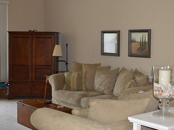 4th image of 10234 Devonshire Lake Dr