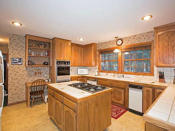 5th image of 6665 McKinney Ct