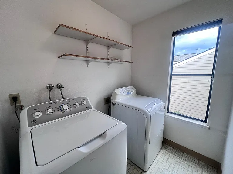 41 Jacklin Cir — Photo 54