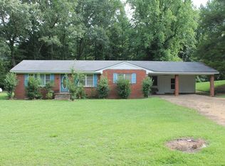 815 Blackmur Dr, Water Valley, MS 38965