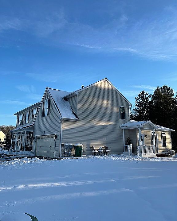 1st image of 18 Silver Lake Dr