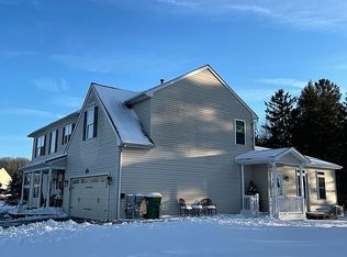 18 Silver Lake Dr, Middletown, DE 19709
