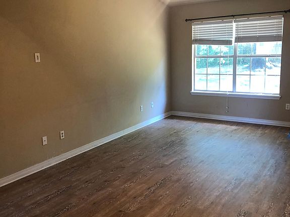 2nd image of 4497 W Beaver Ln