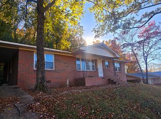 2000 Lynn Rd, Anniston, AL 36207