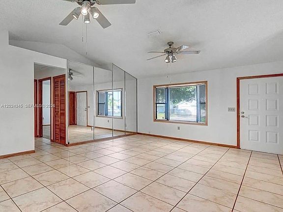 4th image of 112 Vin Rose Cir SE