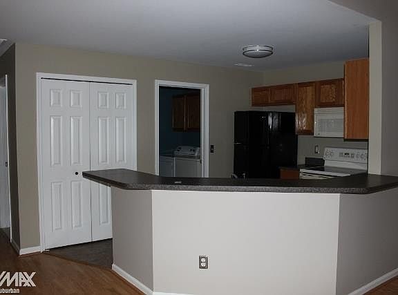 4th image of 13183 Hazelnut Dr