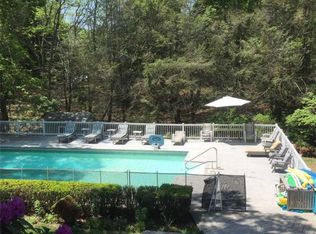 (Undisclosed Address), Hampton Bays, NY 11946