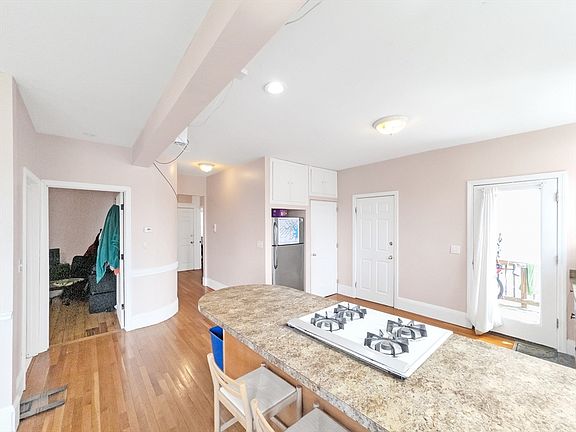 3rd image of 32 Fisher Ave APT 2