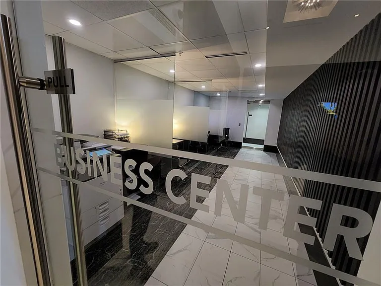 400 W Peachtree St NW #3606 — Photo 21