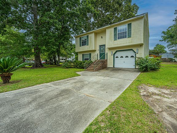 3rd image of 119 Hummingbird Ave