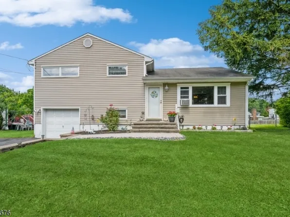 19 Richard St, Rockaway Twp., NJ 07801
