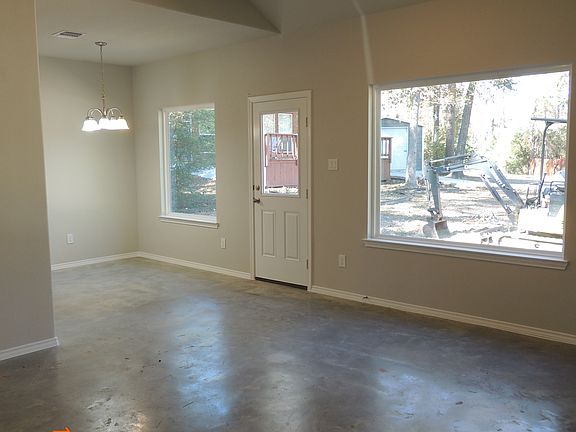 3rd image of 20797 Dogwood Ln