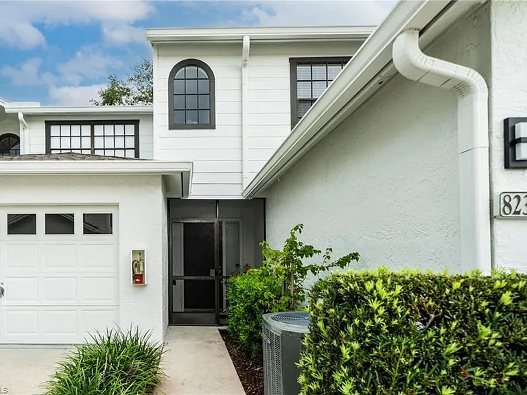 823 Meadowland Dr #D — Photo 3