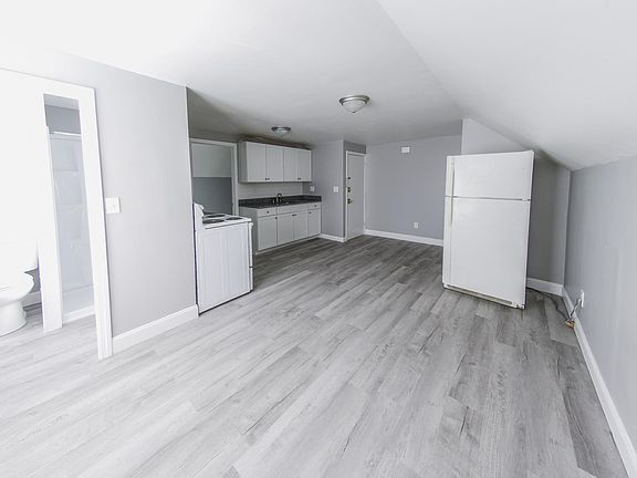 4th image of 6 Gorman Ave #3