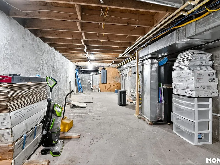 118 S Fulton Ave — Photo 30